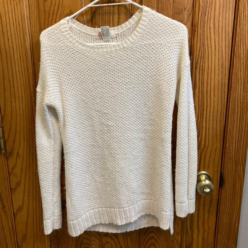 SO Heritage Small white sweater